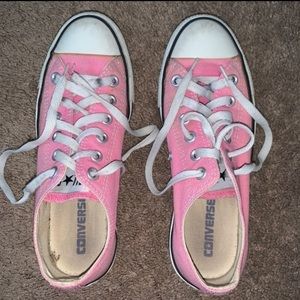 pink converse